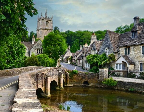Castle Combe, Wiltshire Castle Combe, Wiltshire
